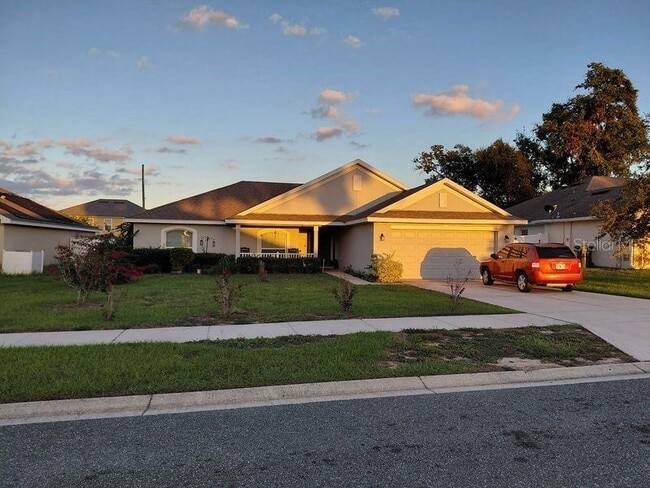 2148 Angel Fish Loop in Leesburg, FL - Building Photo - Building Photo