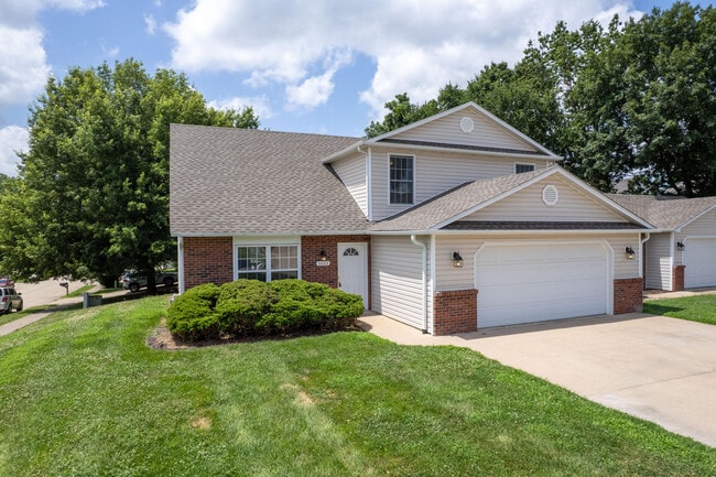 property at 5003 Roscoe Rdg