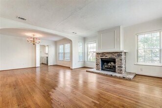 4235 Emerson Ave in Dallas, TX - Building Photo - Building Photo