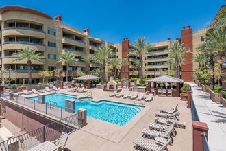 Northshore Condominiums in Tempe, AZ - Building Photo - Building Photo