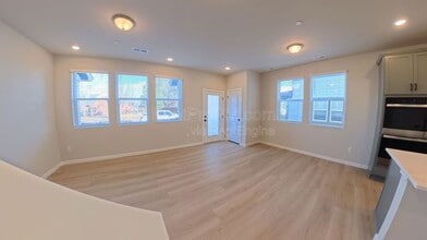 776 Nob Hl Ln in Fort Collins, CO - Building Photo - Building Photo