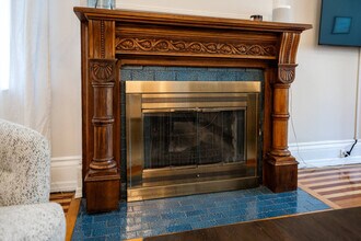 353 Thrall St in Cincinnati, OH - Building Photo - Building Photo