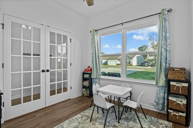 1010 Village Ct in Burns, TN - Building Photo - Building Photo