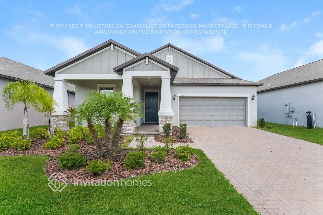 13220 Orca Sound Dr in Riverview, FL - Building Photo