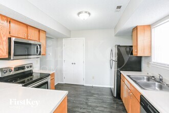 3943 Narrowleaf Ct in Indianapolis, IN - Building Photo - Building Photo