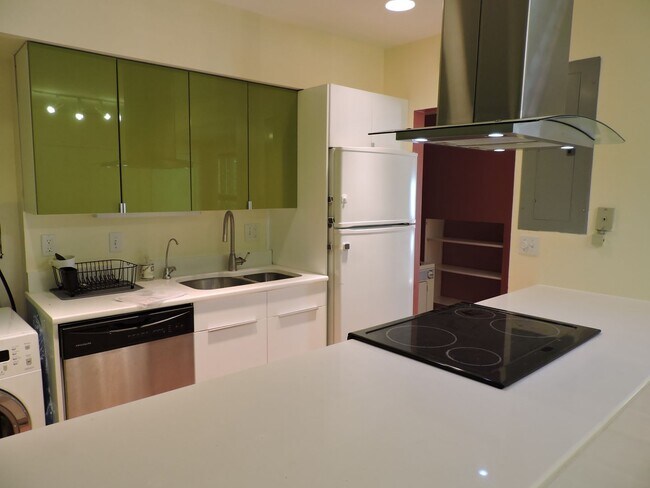 1808 California St NW in Washington, DC - Building Photo - Building Photo