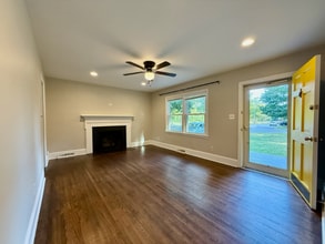 1221 Barkley Rd in Charlotte, NC - Building Photo - Building Photo