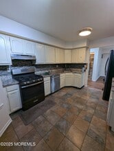 110 Biscayne Ct in Princeton Junction, NJ - Building Photo - Building Photo