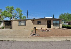 3001 Quail Run Dr in Sierra Vista, AZ - Building Photo