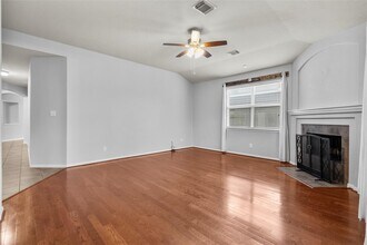 6126 Bradford Ln in League City, TX - Building Photo - Building Photo