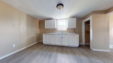 131 Sturges Ave in Mansfield, OH - Building Photo - Building Photo