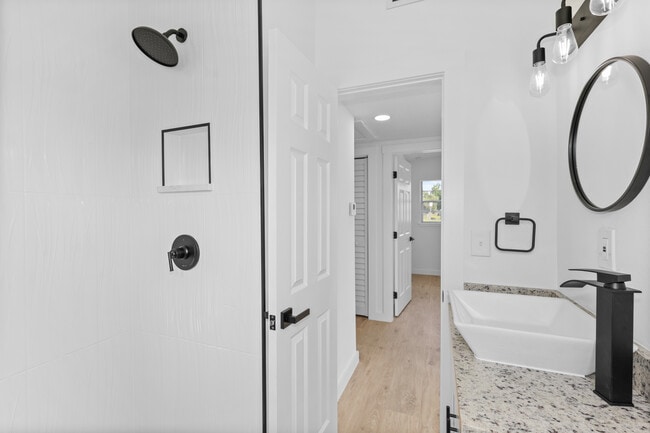 1412 Crooms Ave in Orlando, FL - Building Photo - Building Photo