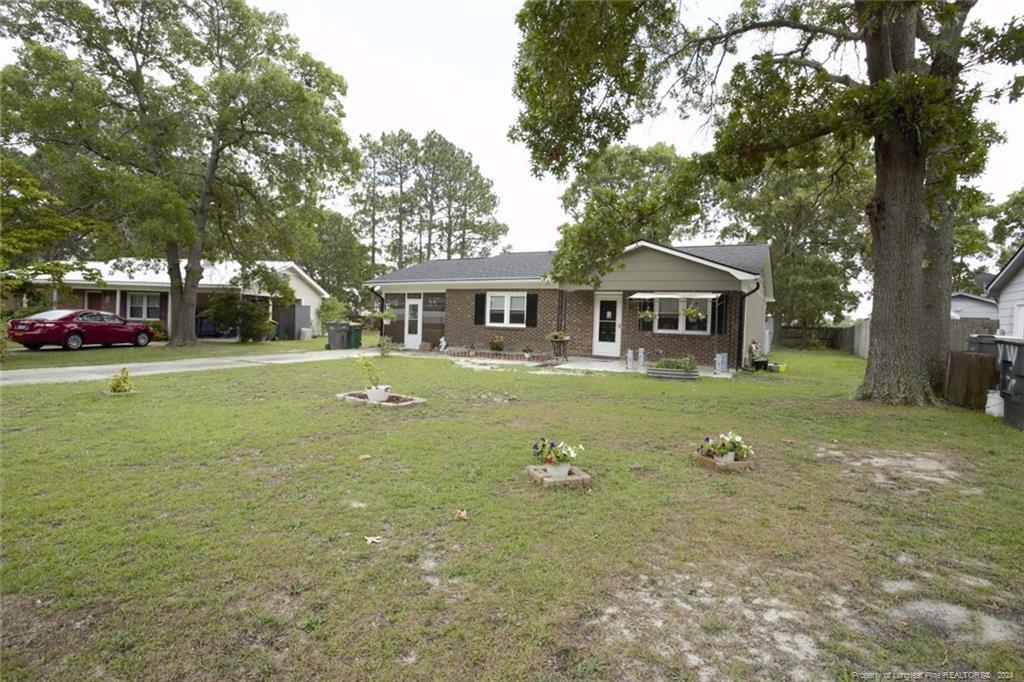 3715 Cherry Blossom Ln in Hope Mills, NC - Building Photo