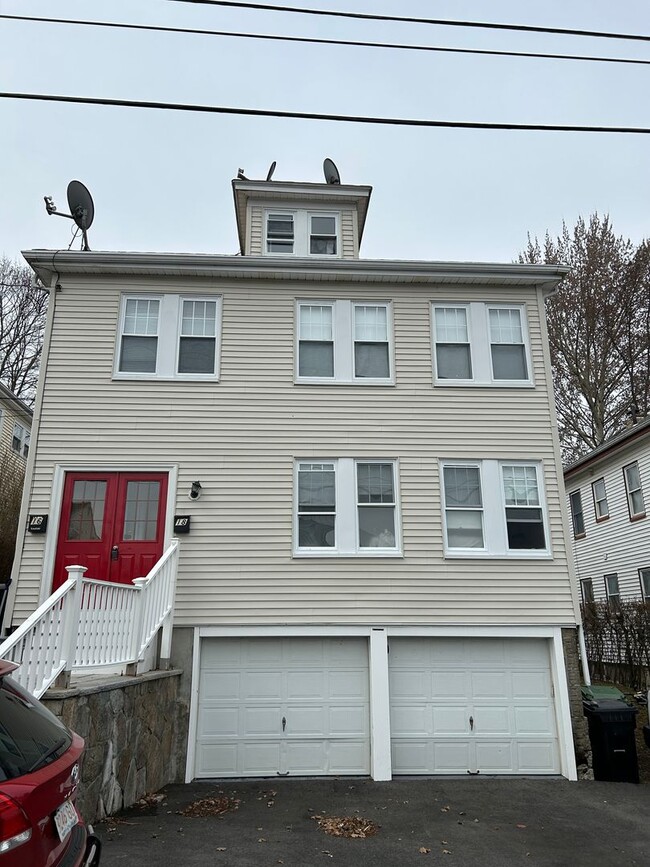 property at 18-18 King St