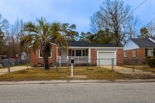431 Dogwood Dr in Sumter, SC - Building Photo