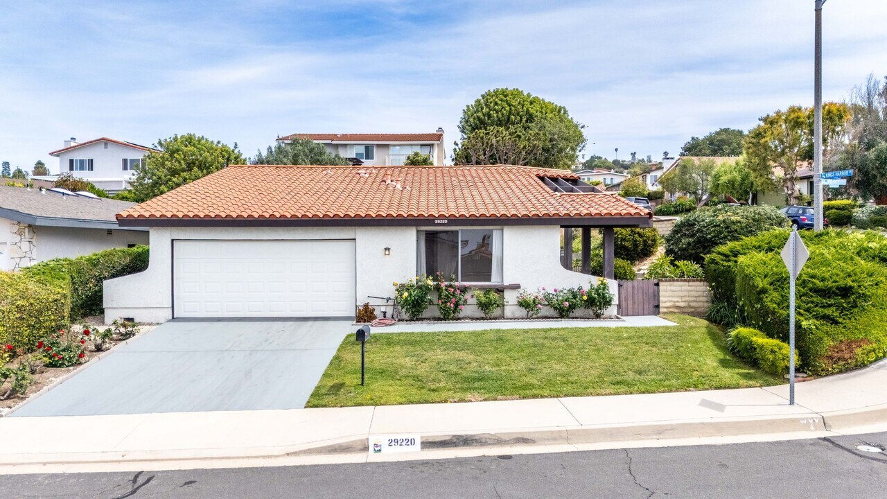 29220 Posey Way in Rancho Palos Verdes, CA - Building Photo