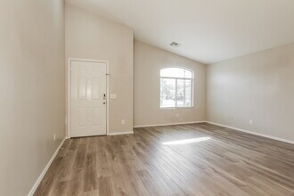 5878 S 238th Ln in Buckeye, AZ - Building Photo - Building Photo