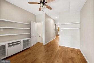 2315 Eastern Ave in Baltimore, MD - Building Photo - Building Photo