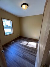 923 Forest Ave in Waterloo, IA - Building Photo - Building Photo