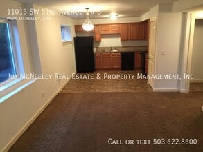 11013 SW 51st Ave in Portland, OR - Building Photo - Building Photo