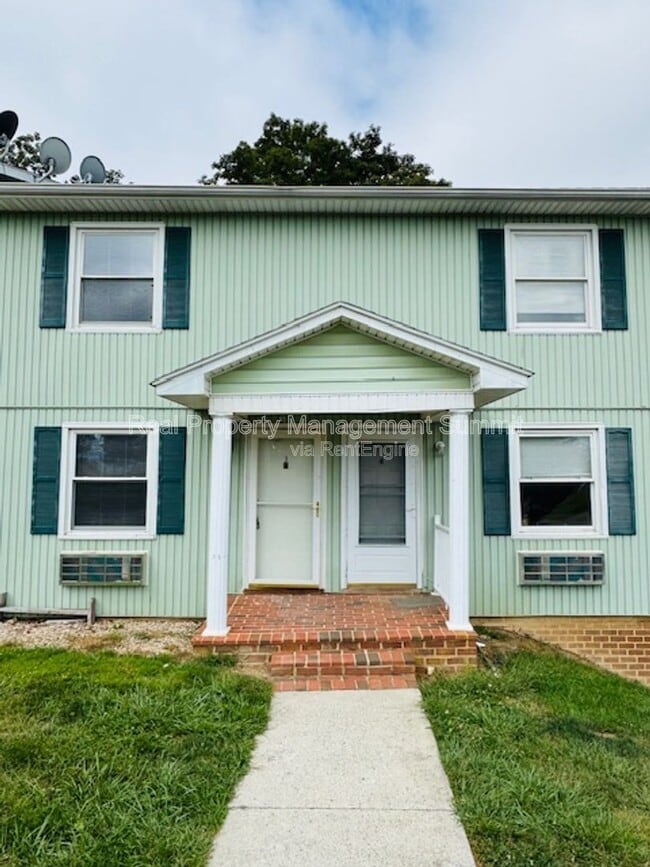 property at 441 Steeles Fort Rd