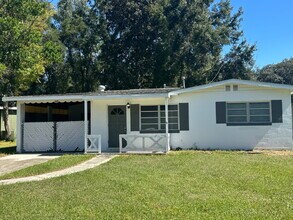 21459 Campbell Dr in Brooksville, FL - Building Photo - Building Photo