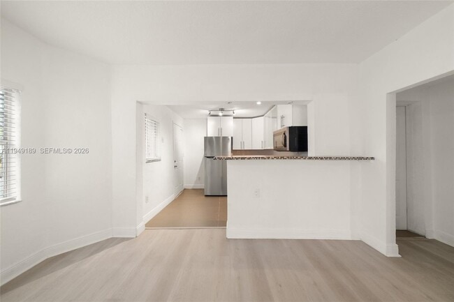 3262 Elizabeth St in Miami, FL - Building Photo - Building Photo