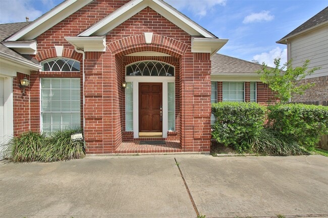 9822 Therrell Dr in Houston, TX - Building Photo - Building Photo