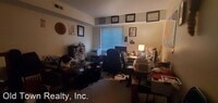 709 Clubhouse Dr photo'