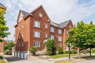 1620 Alexis-Nihon Boul in St. Laurent, QC - Building Photo