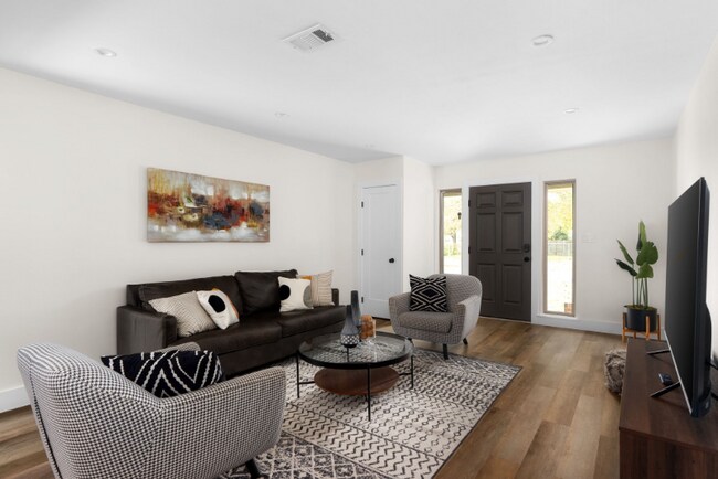 2107 Colfax Ave in Austin, TX - Building Photo - Building Photo