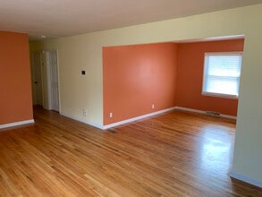 624 NE 39th Terrace in Kansas City, MO - Building Photo - Building Photo