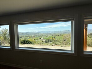 996 Galiano Rd in Vernon, BC - Building Photo - Building Photo