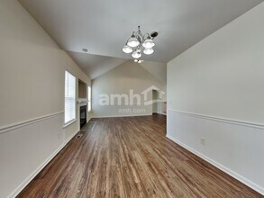 2405 Joshua Ln in Winston-Salem, NC - Building Photo - Building Photo