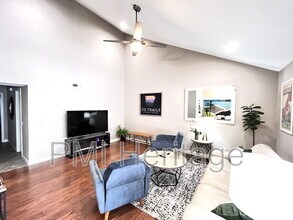 26 Melinda Ln in Bella Vista, AR - Foto de edificio - Building Photo