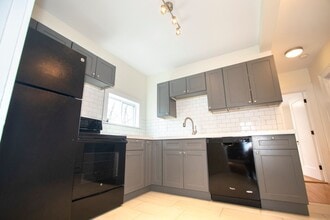 85 Belknap St in Dover, NH - Building Photo - Building Photo