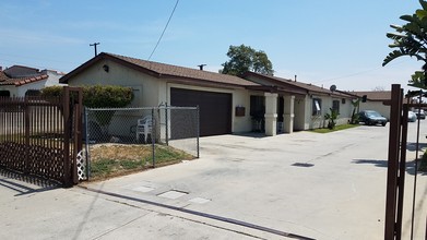 5142 Clara St in Cudahy, CA - Building Photo - Building Photo