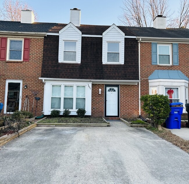 5607 Gates Landing Rd in Virginia Beach, VA - Building Photo - Building Photo