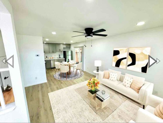 1020 N Olive Ave in Turlock, CA - Building Photo - Building Photo