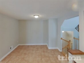 9851 Bayline Cir in Owings Mills, MD - Building Photo - Building Photo