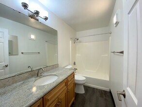 DayStar Apartments in Monterey, CA - Building Photo - Building Photo