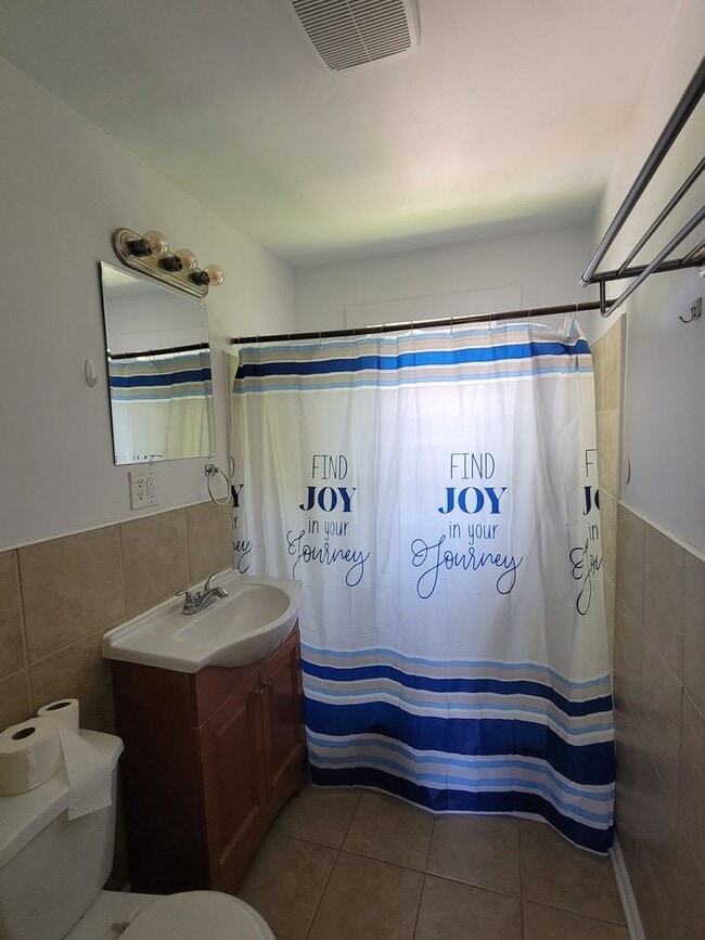 408 Hanbury Ave in Portsmouth, VA - Building Photo - Building Photo