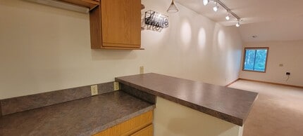6404 137th Ave NE in Redmond, WA - Building Photo - Building Photo