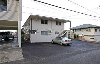 1313 Ahiahi St in Honolulu, HI - Building Photo - Building Photo