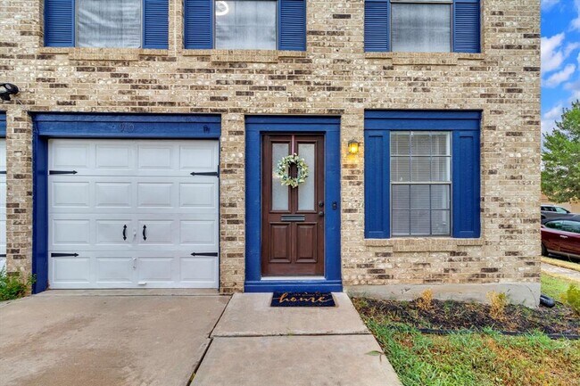 910 Crieff Cross Dr in Pflugerville, TX - Building Photo - Building Photo