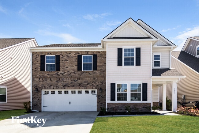 5221 American Holly Ln