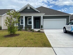 6976 Sasparilla Dr in Leland, NC - Building Photo - Building Photo