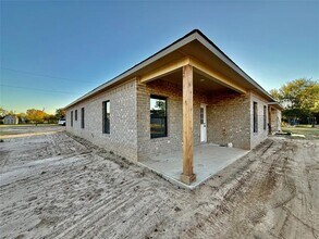 310 SW 14th St in Mineral Wells, TX - Building Photo - Building Photo