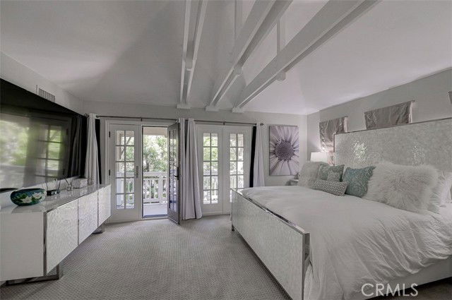 2574 Bungalow Pl in Newport Beach, CA - Building Photo - Building Photo