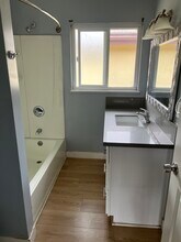 6906 Marbrisa Ave, Unit C in Huntington Park, CA - Building Photo - Building Photo